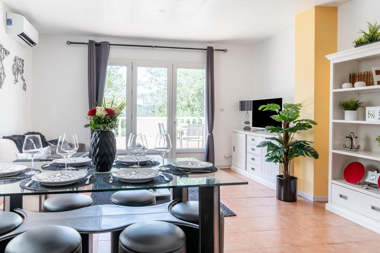 Le Grand Thao Apartment Frejus Exterior photo